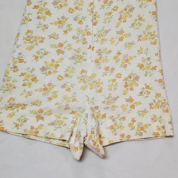 Vintage 1950s Handmade Yellow Floral Woven Linen Side Pocket Shorty Romper - Picture 11 of 11